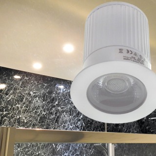 4.5 Watt Waterproof Spotlight and In-Ground Light