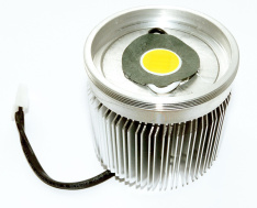 Multi-Chip-LED fitted onto the Alumnium Heat Sink